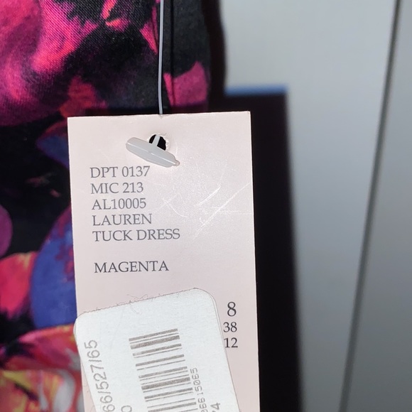 Katherine Kelly Lauren Tuck Floral Dress - Picture 4 of 7